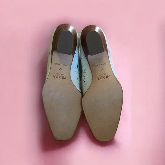 PRADA Victorian Style Lace Up Ankle Boot. - Picture 6 of 8